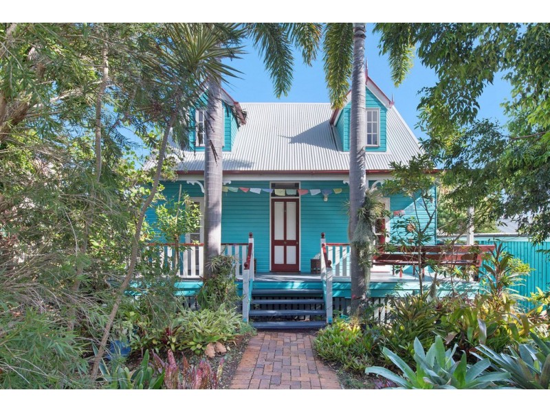 69 Ninth Avenue, Kedron QLD 4031