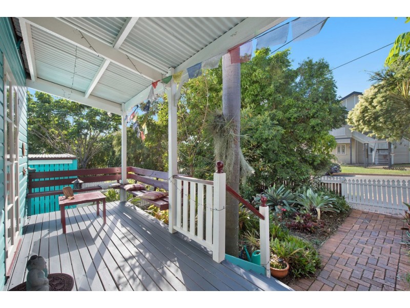 69 Ninth Avenue, Kedron QLD 4031