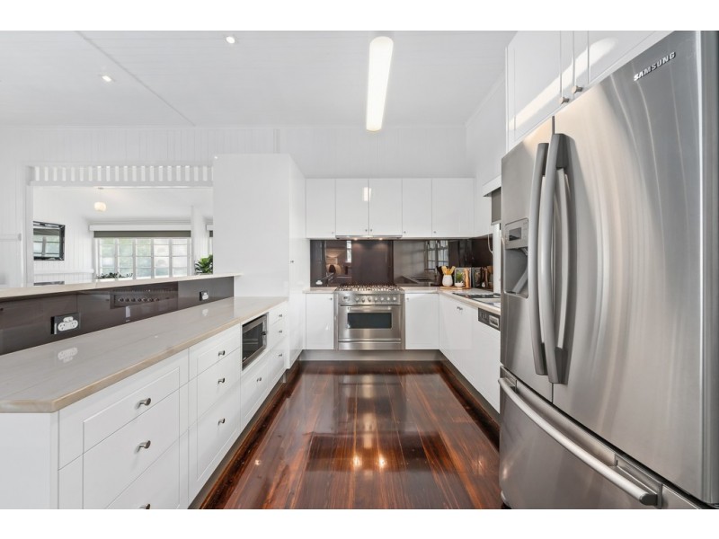 29 Blake Street, Wooloowin QLD 4030