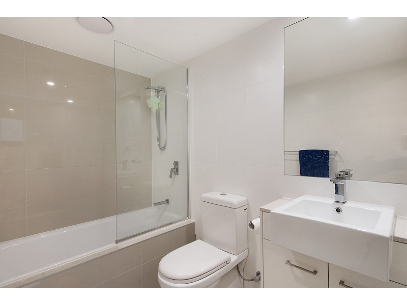 2/19 Isedale Street, Wooloowin QLD 4030