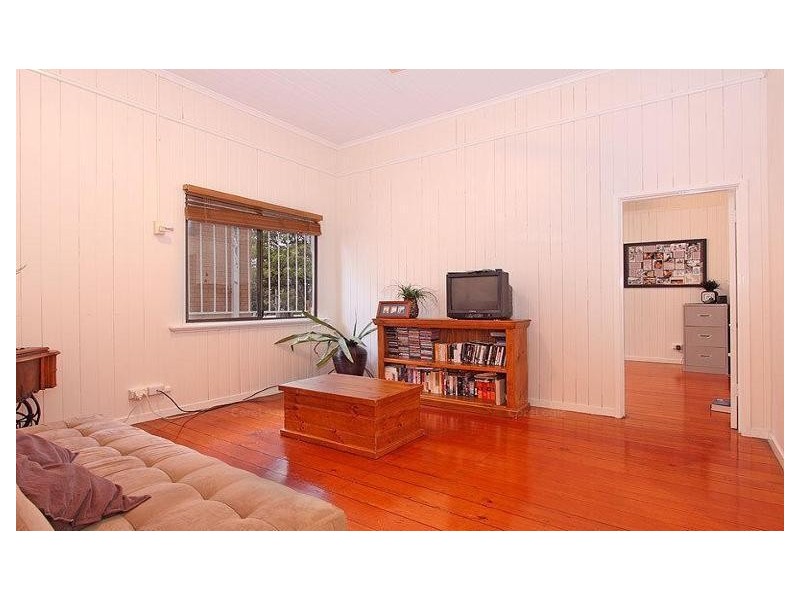 63 Somerset Road, Kedron QLD 4031