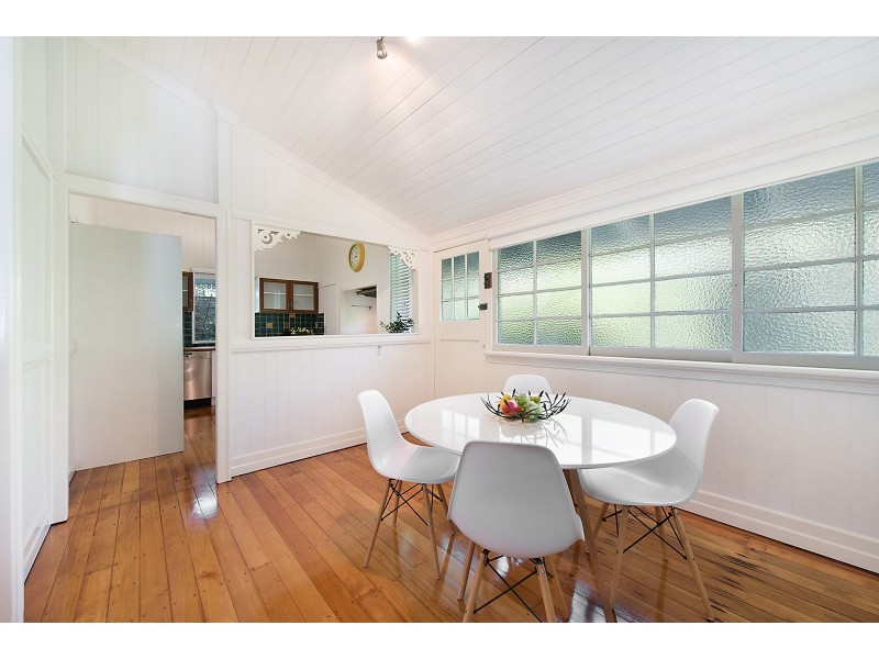 43 Surrey Street, Nundah QLD 4012