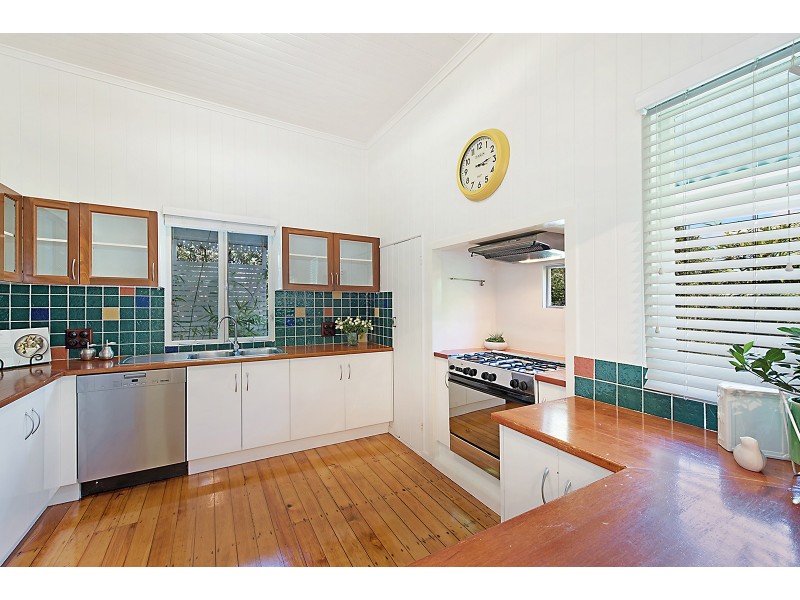 43 Surrey Street, Nundah QLD 4012