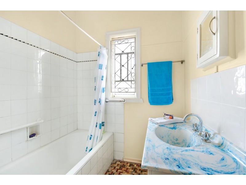 44 Edinburgh Castle Road, Kedron QLD 4031