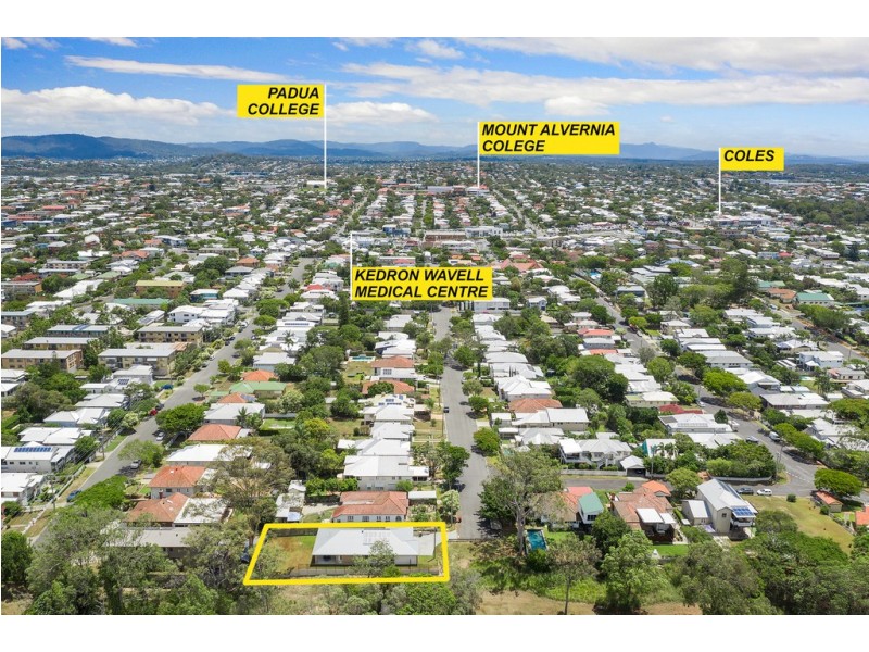 75 Eighth Avenue, Kedron QLD 4031