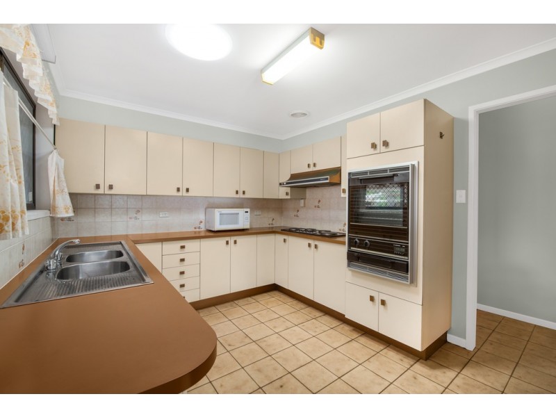 10 Armentieres Street, Kedron QLD 4031
