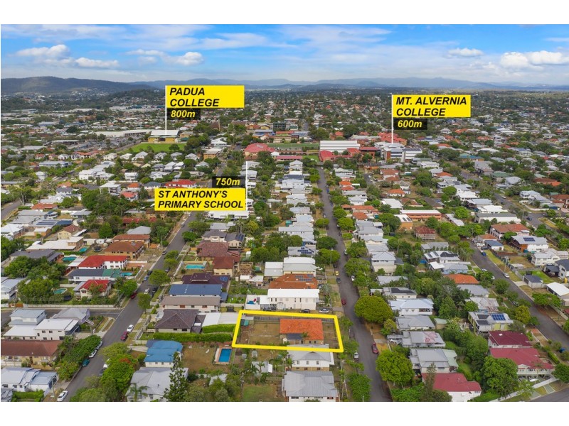 10 Armentieres Street, Kedron QLD 4031