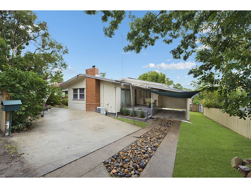 8 Braggan Street, Gailes QLD 4300