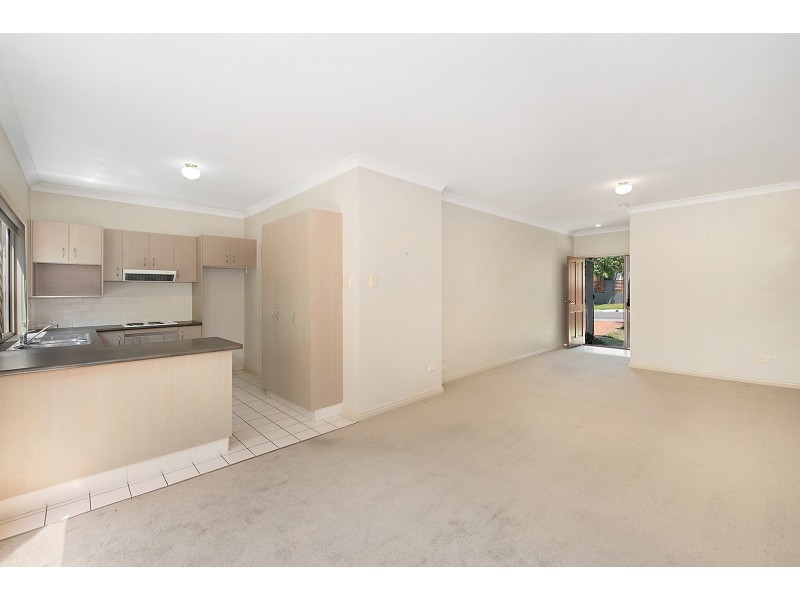 75 Rose Lane, Gordon Park QLD 4031