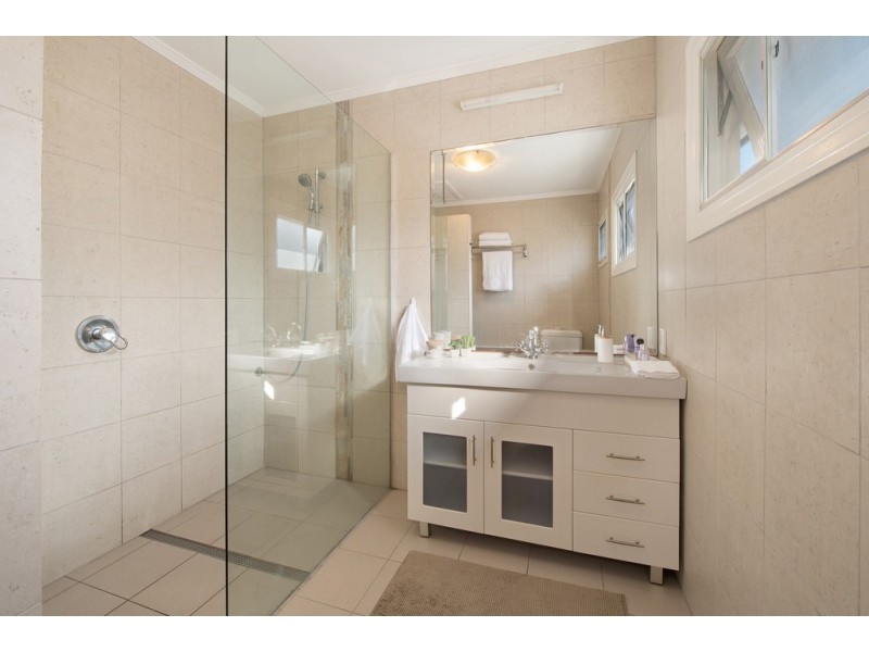 19 Benelong Street, Kedron QLD 4031