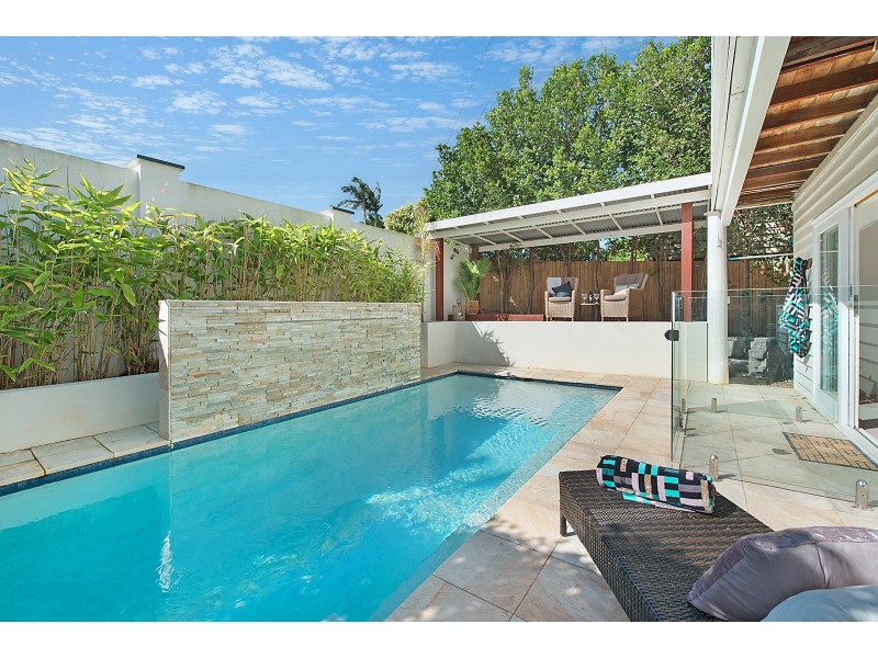 43 Surrey Street, Nundah QLD 4012