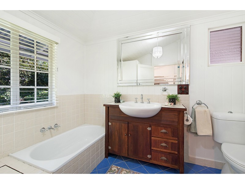 43 Surrey Street, Nundah QLD 4012