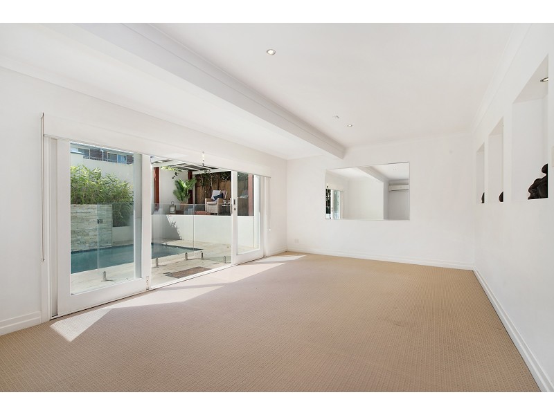 43 Surrey Street, Nundah QLD 4012