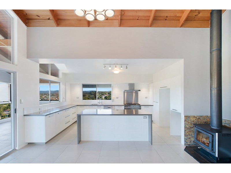 1080 South Pine Road, Everton Hills QLD 4053