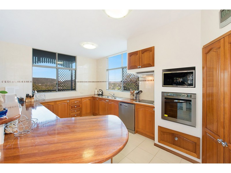 1080 South Pine Road, Everton Hills QLD 4053