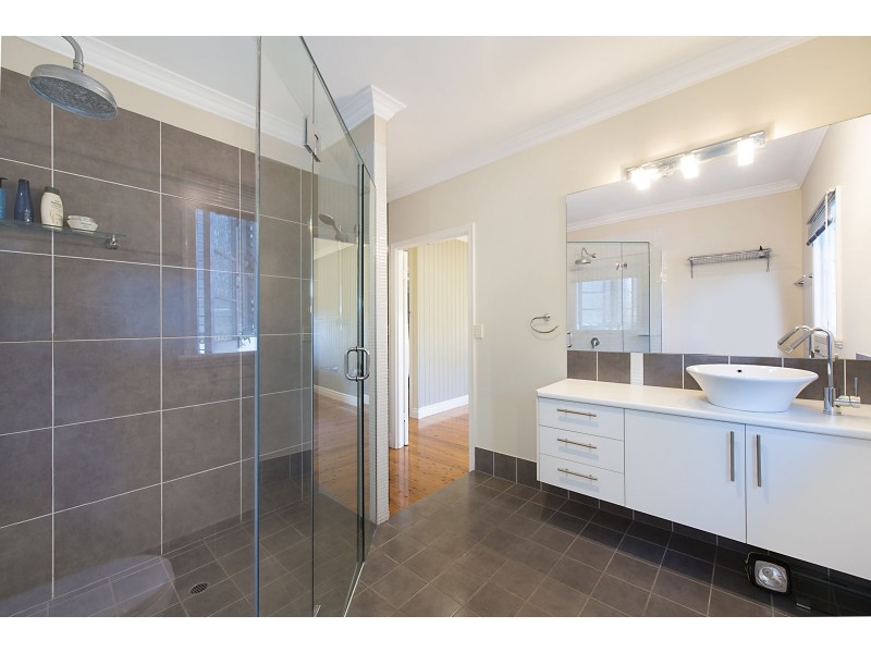 31 Taabinga Street, Wavell Heights QLD 4012