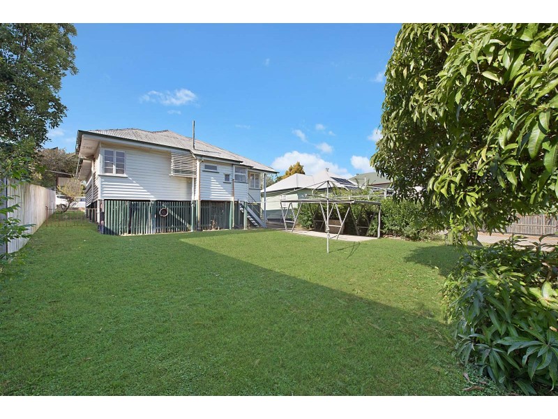 40 Lennon Street, Stafford QLD 4053