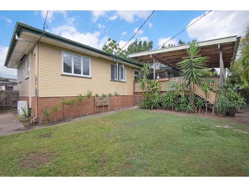 30 Thompson Street, Zillmere QLD 4034