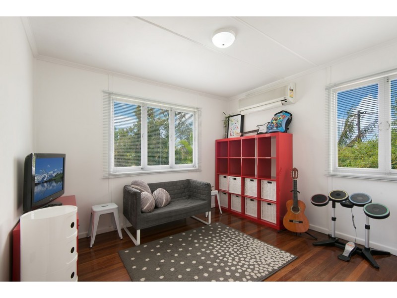 30 Thompson Street, Zillmere QLD 4034