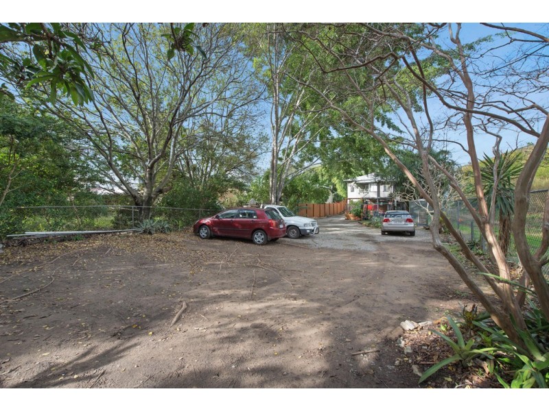 236 Lutwyche Road, Windsor QLD 4030