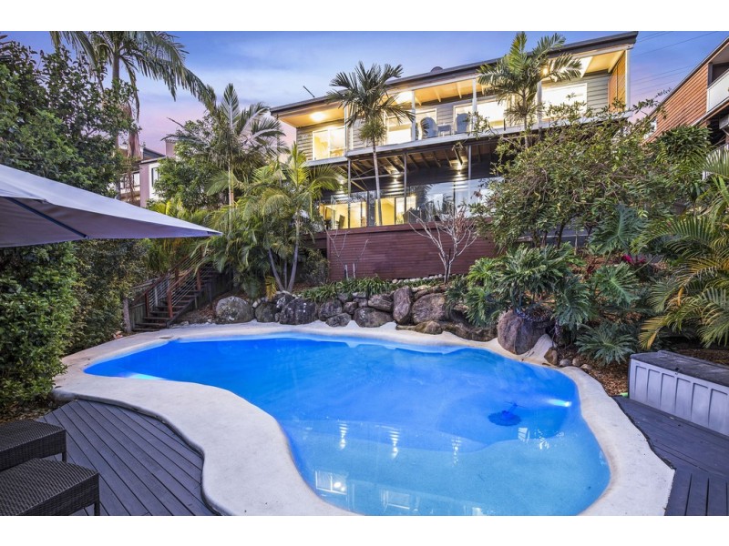 1082 South Pine Road, Everton Hills QLD 4053