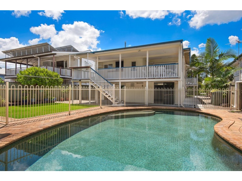 35 Twelfth Avenue, Kedron QLD 4031