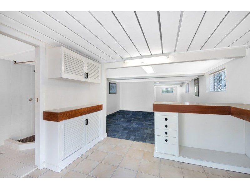 35 Twelfth Avenue, Kedron QLD 4031