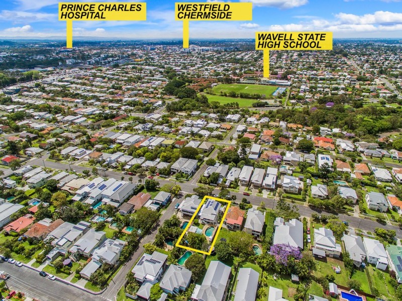 35 Twelfth Avenue, Kedron QLD 4031