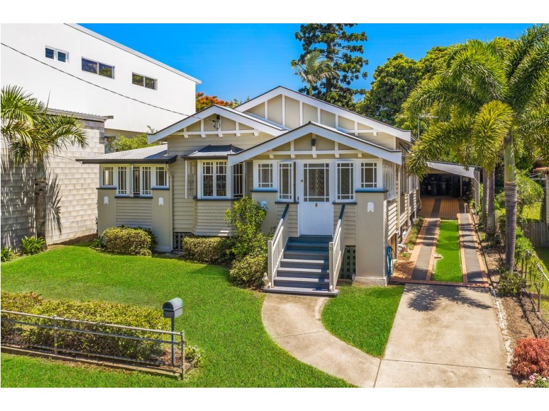 31 Thirteenth Avenue, Kedron QLD 4031