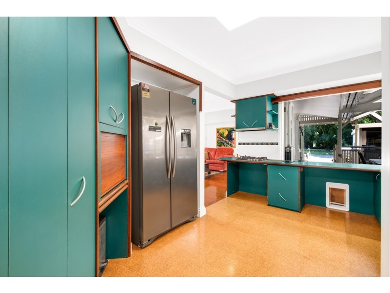 31 Thirteenth Avenue, Kedron QLD 4031