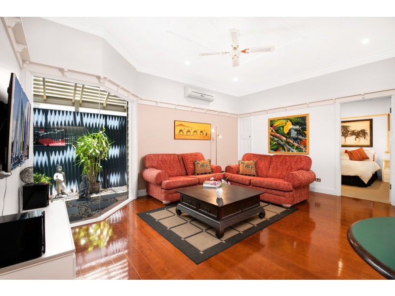 31 Thirteenth Avenue, Kedron QLD 4031