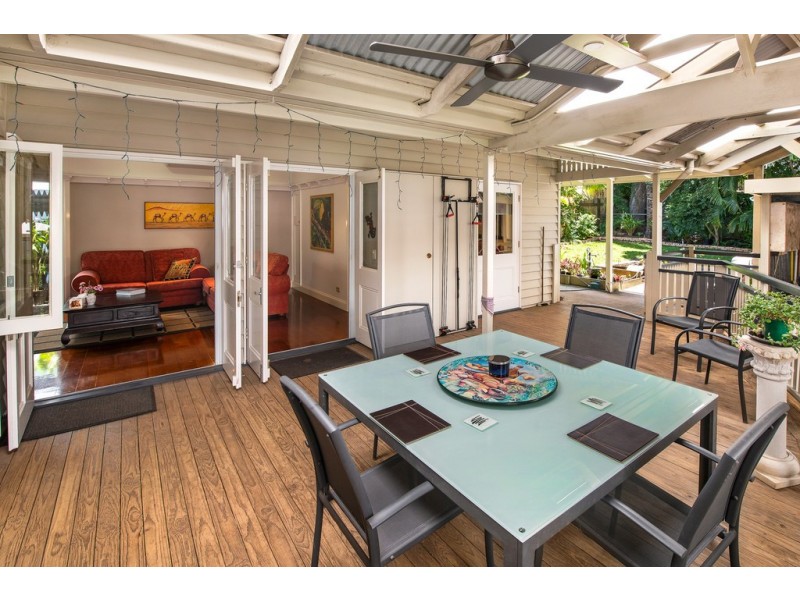 31 Thirteenth Avenue, Kedron QLD 4031