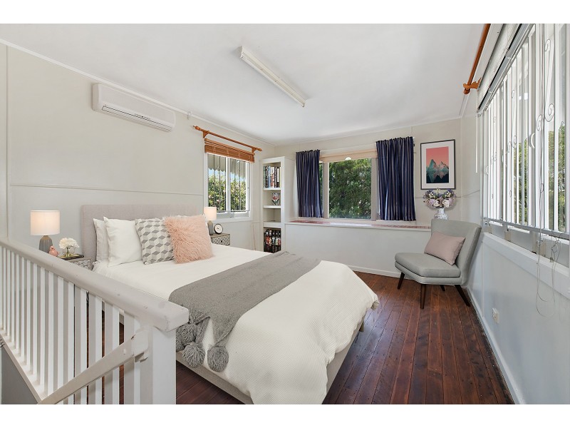 3 Seabrook Street, Kedron QLD 4031