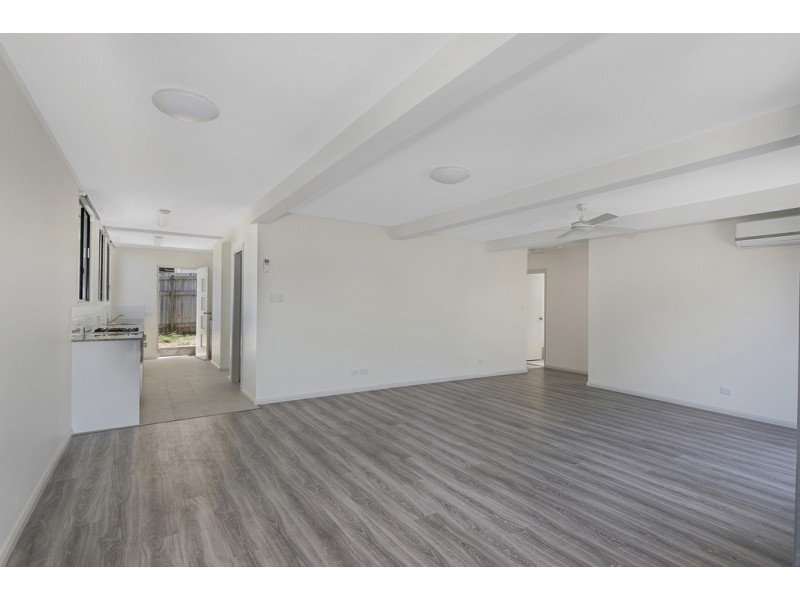 2/158 Barrack Road, Cannon Hill QLD 4170
