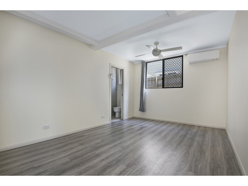 2/158 Barrack Road, Cannon Hill QLD 4170