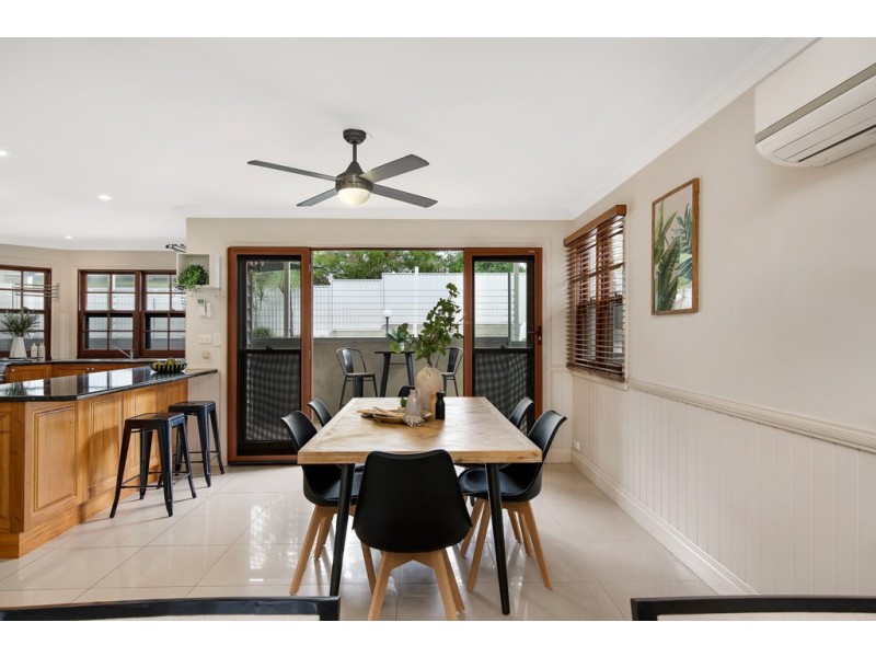 4 Sturt Street, Kedron QLD 4031