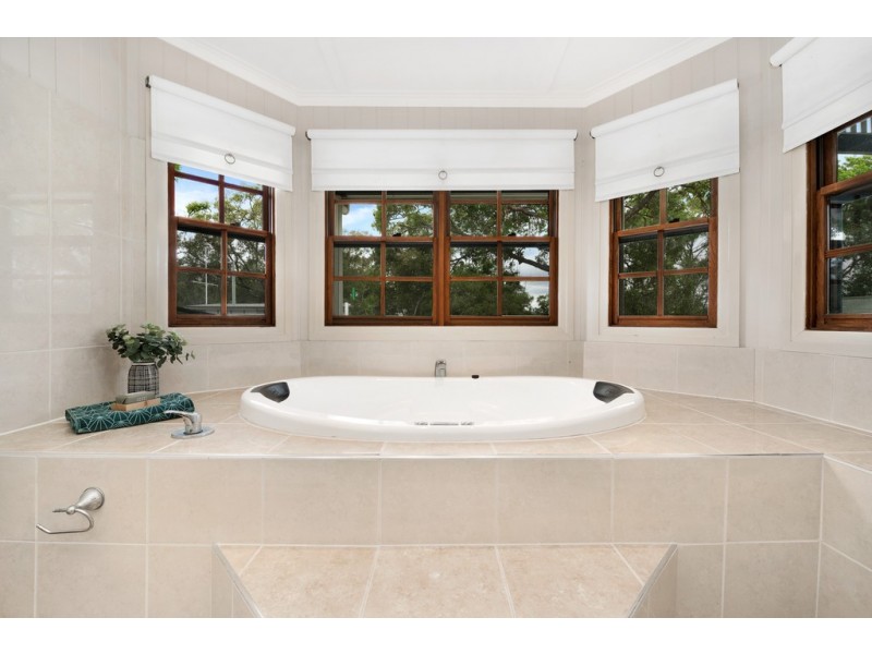 4 Sturt Street, Kedron QLD 4031