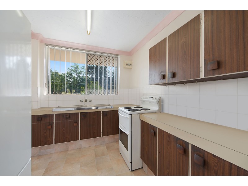 2/103 Thistle Street, Gordon Park QLD 4031