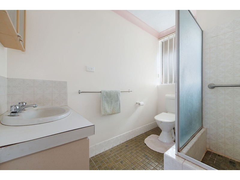 2/103 Thistle Street, Gordon Park QLD 4031