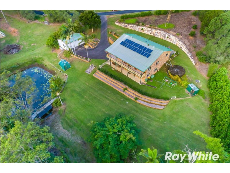 4 Skyline Court, Draper QLD 4520