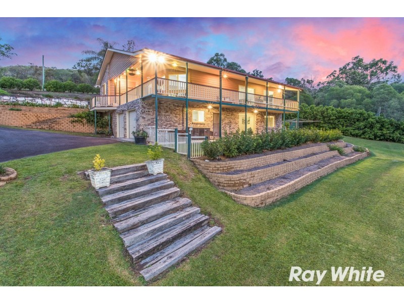 4 Skyline Court, Draper QLD 4520