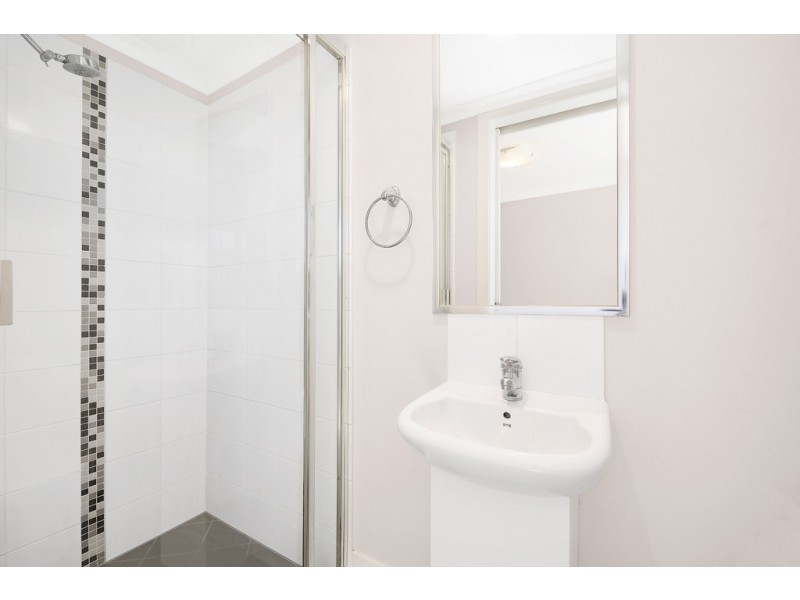 4/15 Nieppe Street, Kedron QLD 4031