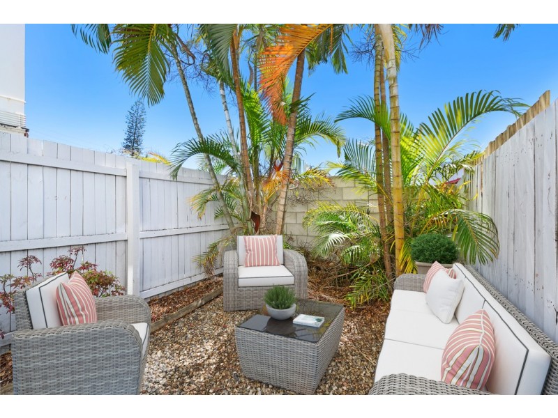 4/15 Nieppe Street, Kedron QLD 4031