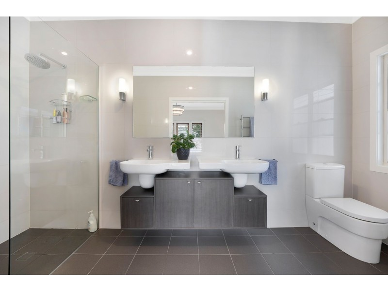 32 Armentieres Street, Kedron QLD 4031