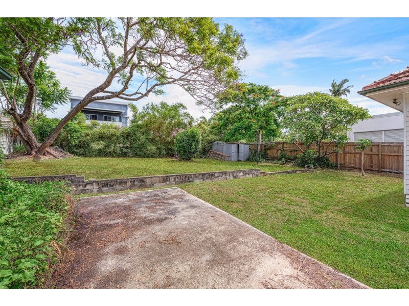 35 Thirteenth Avenue, Kedron QLD 4031