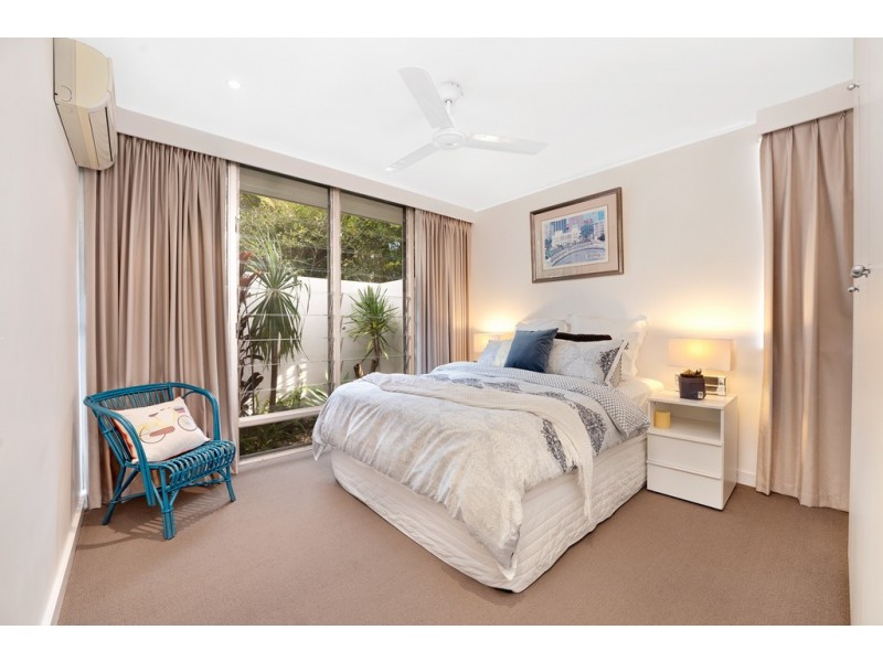 11 Montclair Street, Aspley QLD 4034