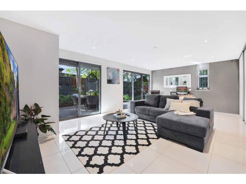 11 Montclair Street, Aspley QLD 4034