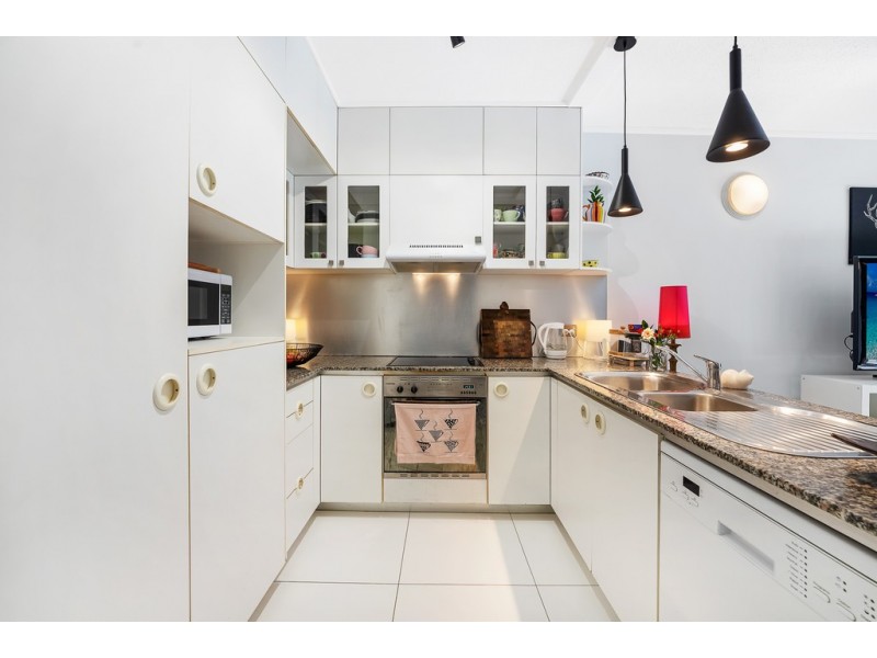 2/8 Waterworks Road, Red Hill QLD 4059