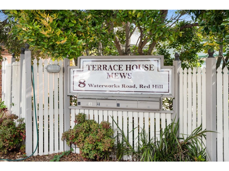 2/8 Waterworks Road, Red Hill QLD 4059
