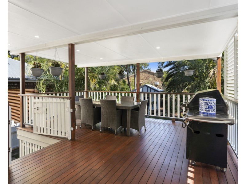 44. Broughton Rd, Kedron QLD 4031